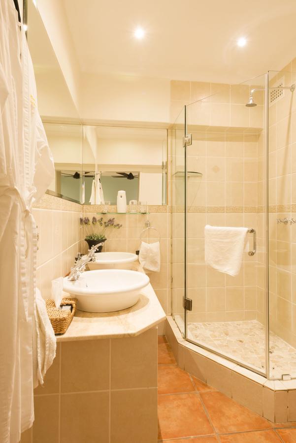 Five Burnham Guest House Durban Exterior photo